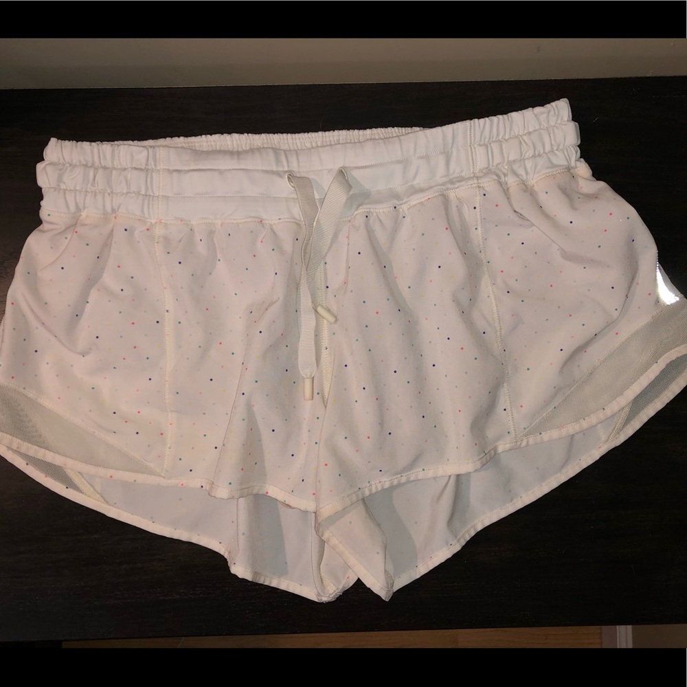 Lululemon hotty hot shorts 2.5” inseam